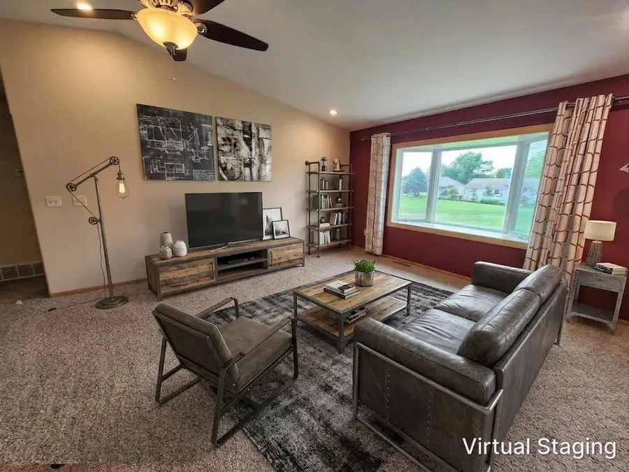 625 Sawgrass St, Yankton, SD 57078 - #2