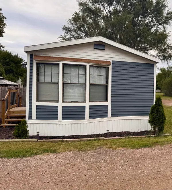 100 Sid Road, Yankton, SD 57078