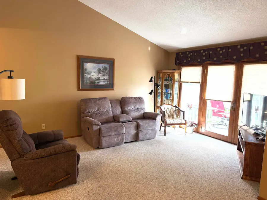 2907 Adkins Dr., Yankton, SD 57078 - #2