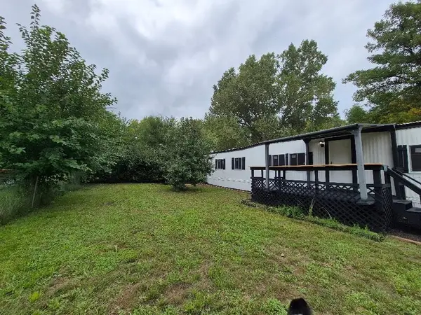 1405 Meadow View Road, Yankton, SD 57078