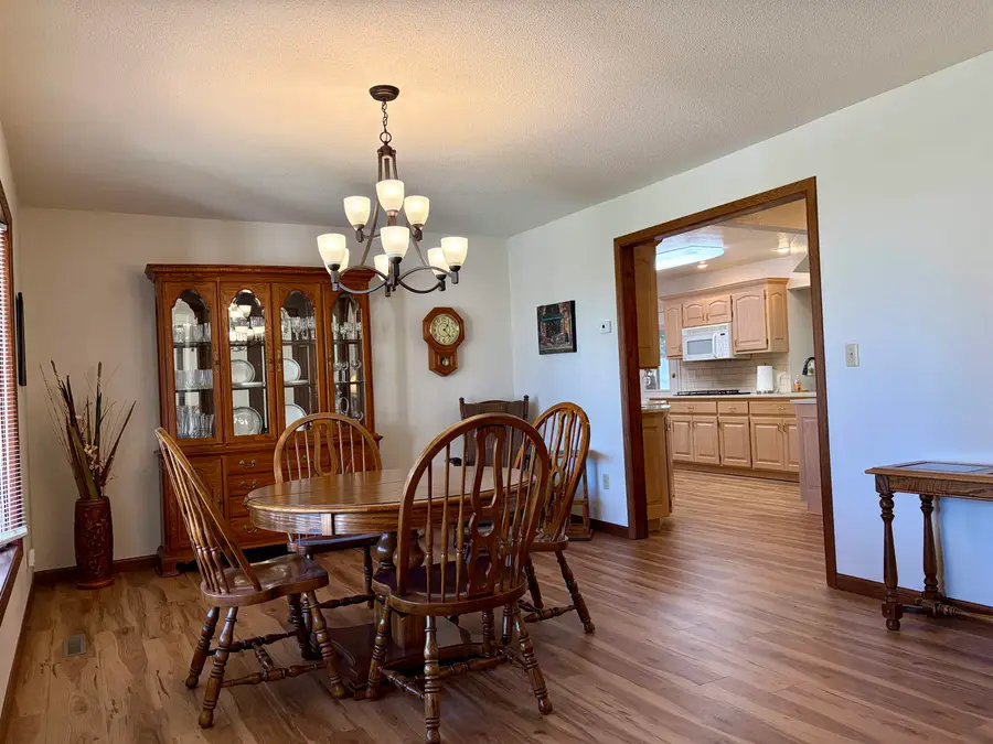 1907 Bradley St., Yankton, SD 57078 - #3