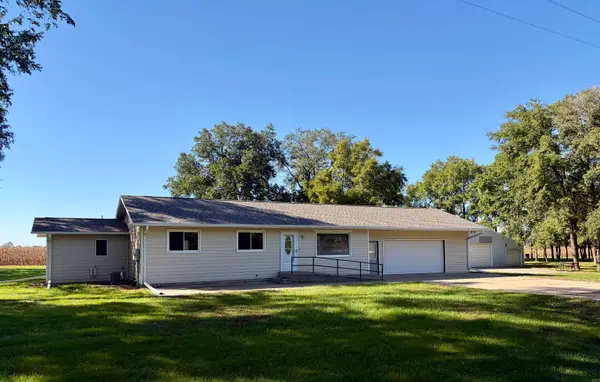 30405 436 Ave., Utica, SD 57067