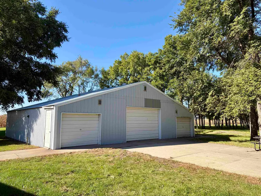 30405 436 Ave., Utica, SD 57067 - #3
