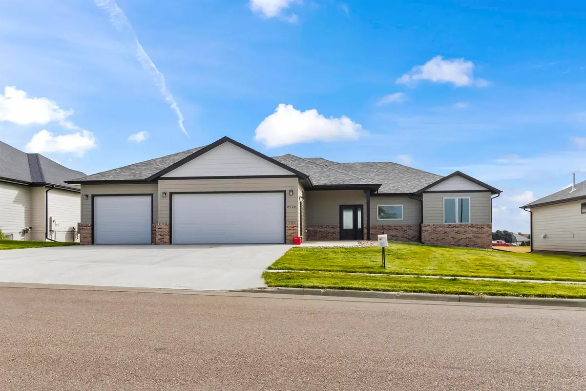 2918 Wedgewood Drive, Yankton, SD 57078 - #1
