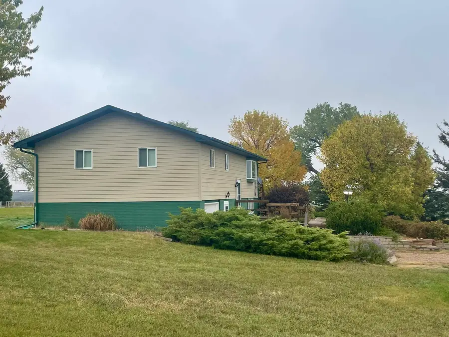 18810 Whitewood Valley Road, Nisland, SD 57762 - Image #3