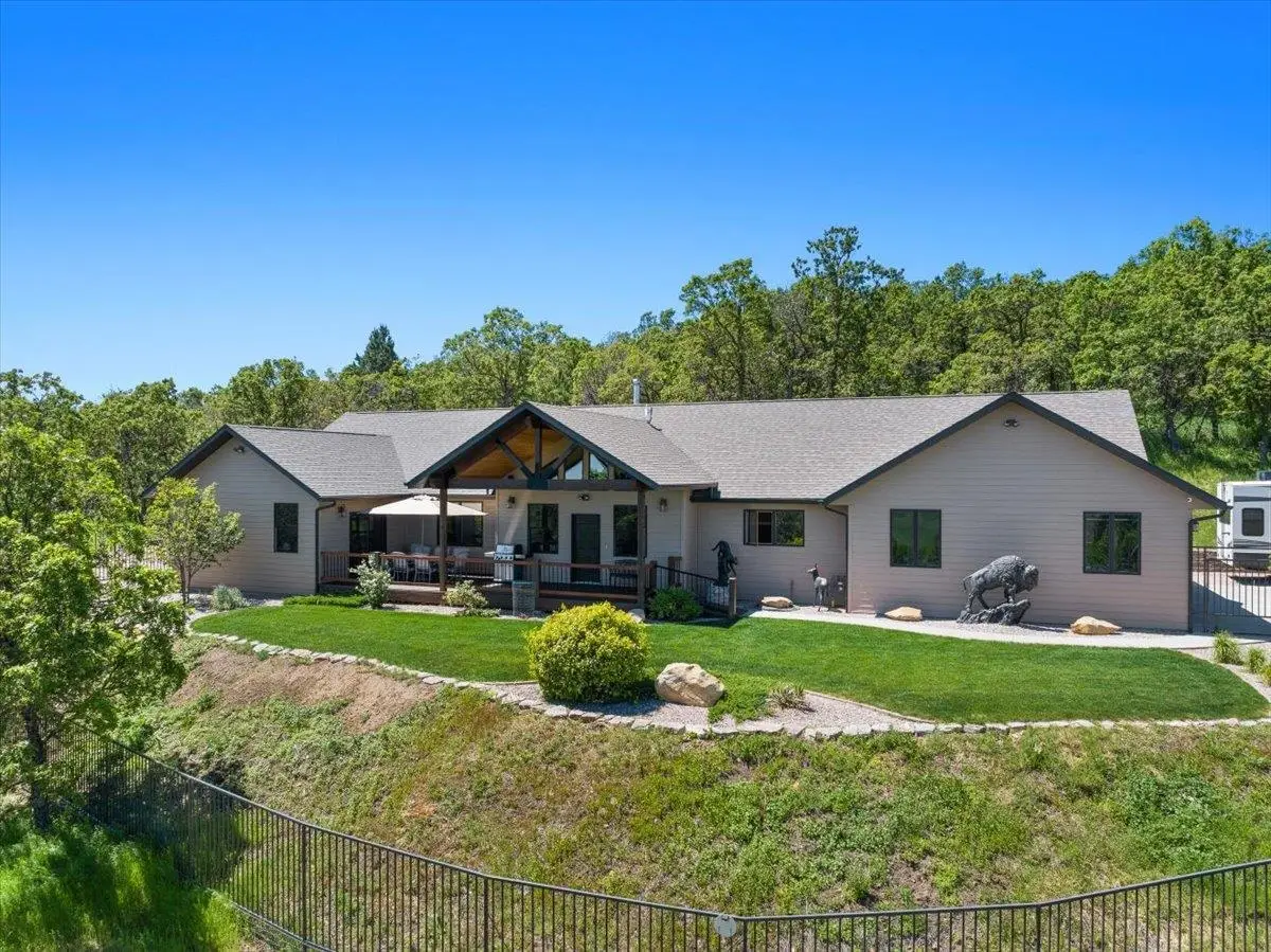 20091 Ridgefield Loop, Spearfish, SD 57783 - Image #1