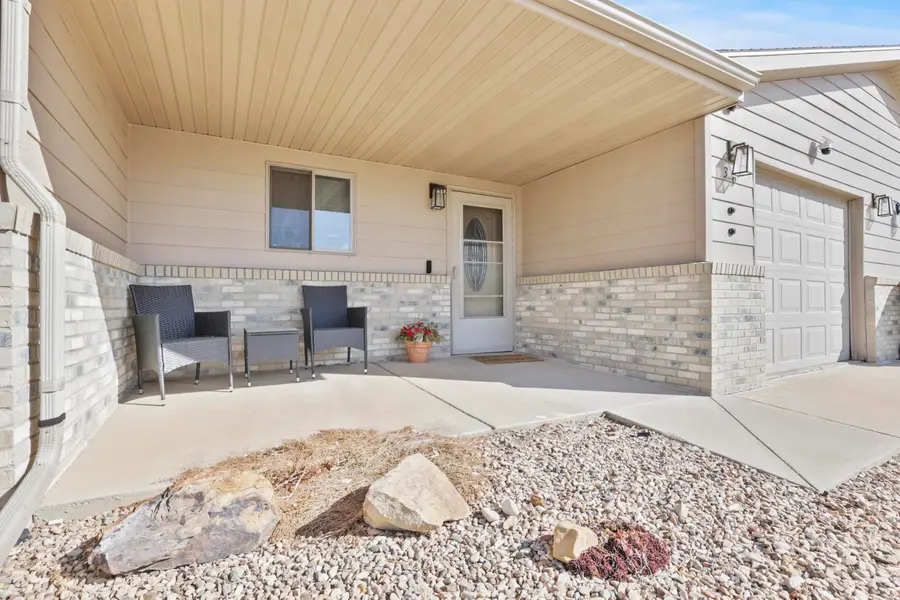 367 Red Rock Circle, Belle Fourche, SD 57717 - Image #3