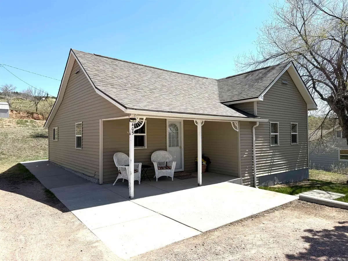 405 N 5th Street, Hot Springs, SD 57747 - #1
