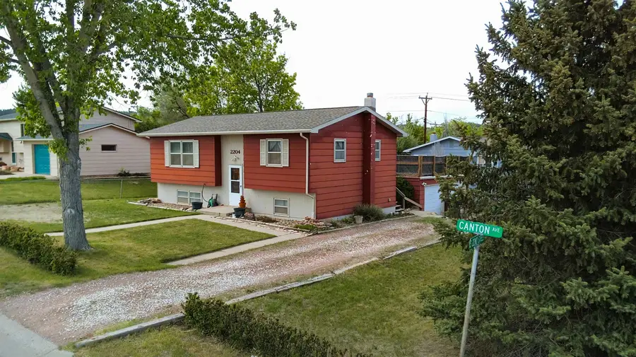 2204 Canton Avenue, Hot Springs, SD 57747 - #3