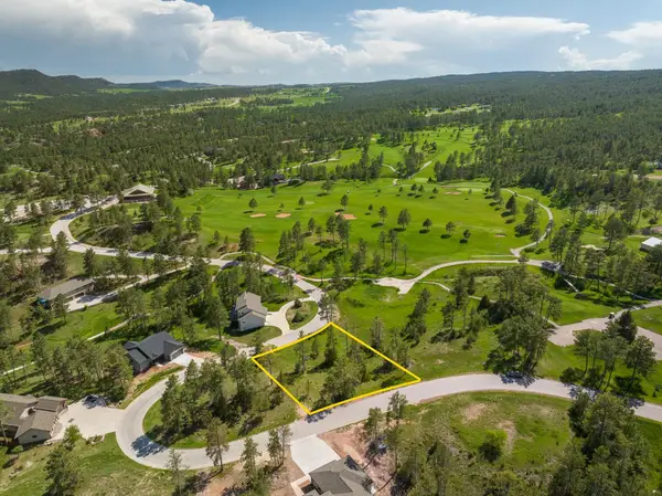 1106 Clubhouse Drive, Hot Springs, SD 57747