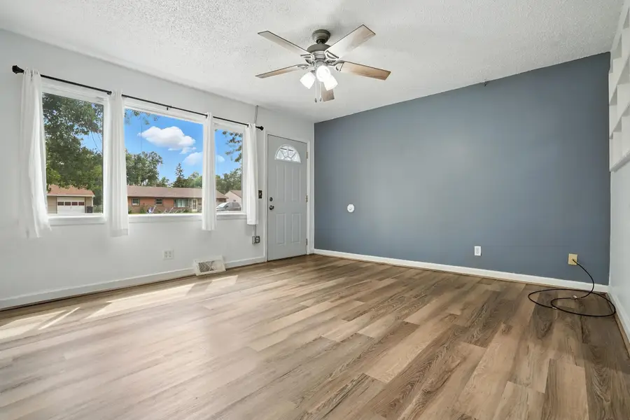 834 E Tallent Street, Rapid City, SD 57701 - Image #3