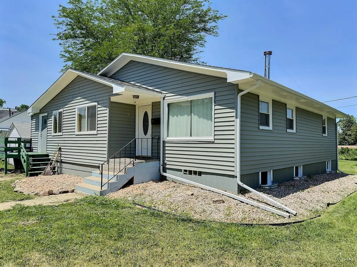 1111 Kingsbury Street, Belle Fourche, SD 57717 - Image #1