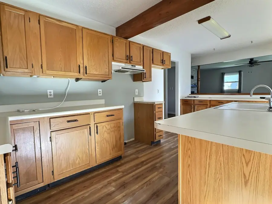 1111 Kingsbury Street, Belle Fourche, SD 57717 - Image #3