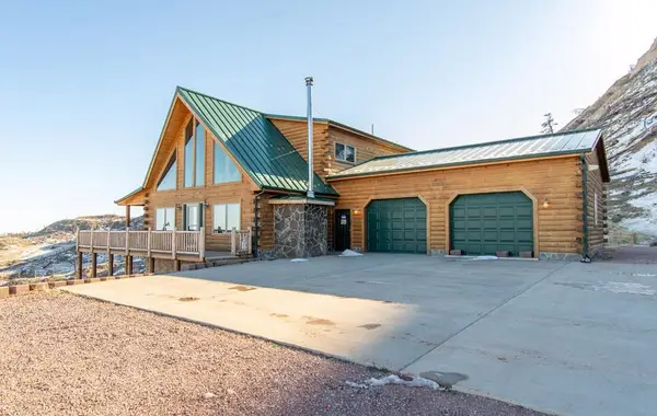 187 Milo Rd., Chadron, 69337