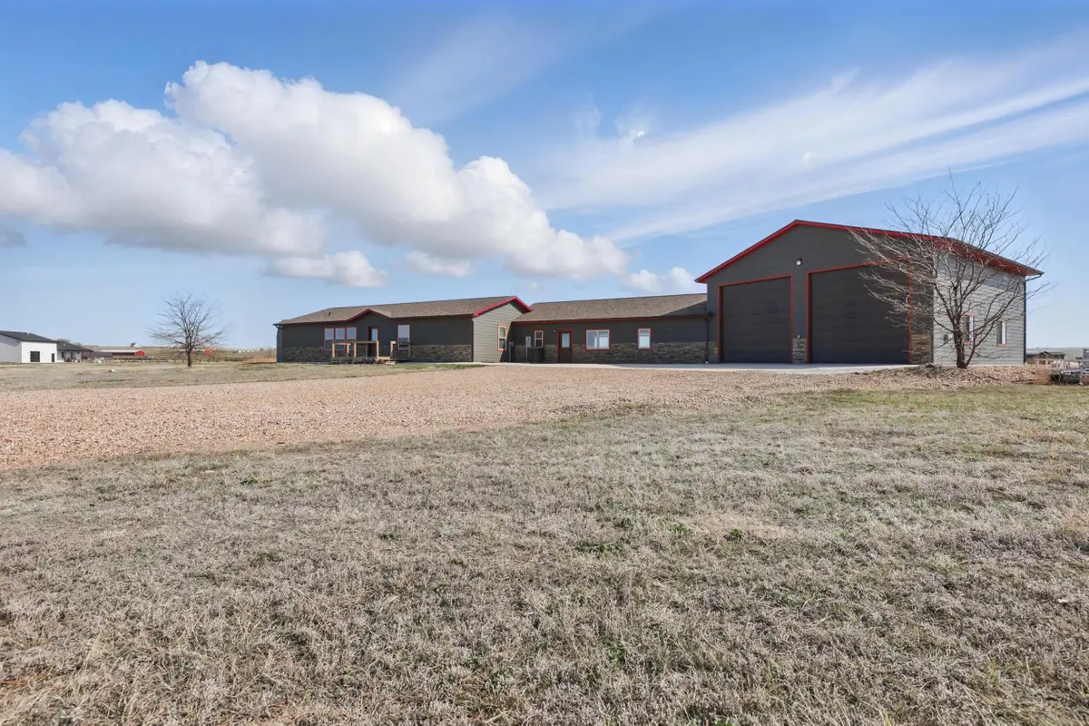 13267 Hillsview Drive, Hot Springs, SD 57747 - Image #1