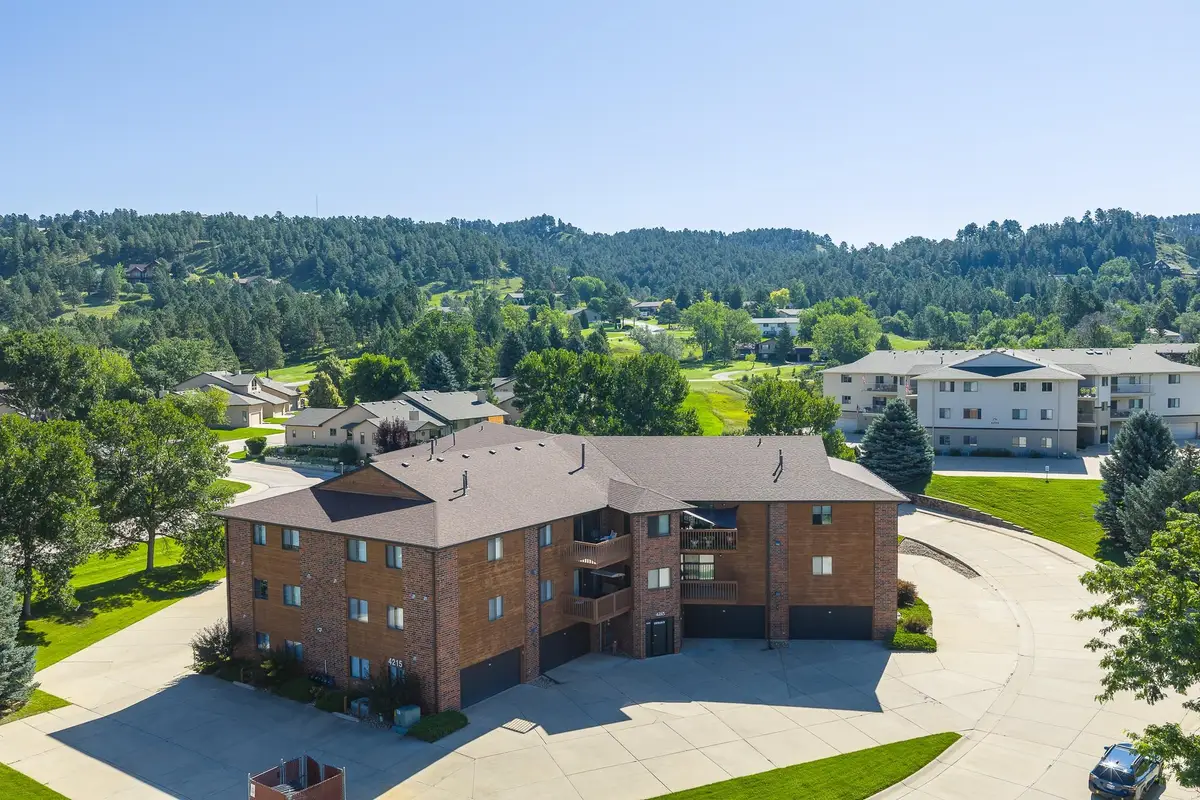 4215 Unit 204 Fairway Hills, Rapid City, SD 57702 - Image #1