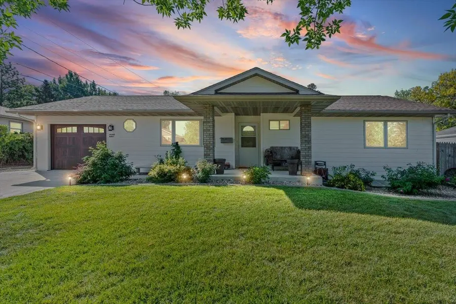 227 E Michigan Street, Spearfish, SD 57783 - Image #2