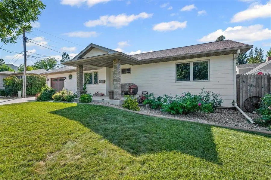 227 E Michigan Street, Spearfish, SD 57783 - Image #3