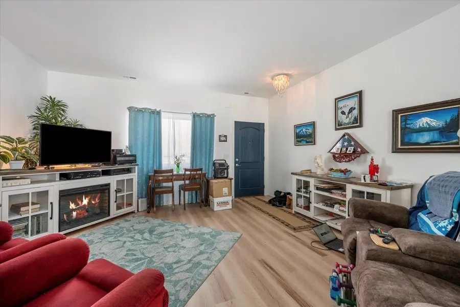 1622 Dacar Street, Belle Fourche, SD 57717 - #3