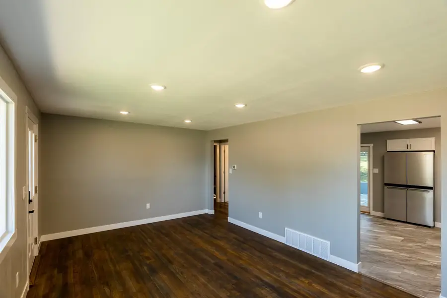 1106 Omaha Street, Belle Fourche, SD 57717 - Image #3