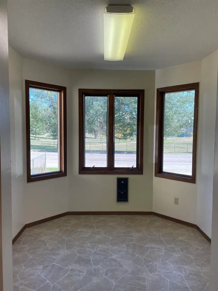 406 S 14th Street, Hot Springs, SD 57747 - Image #3