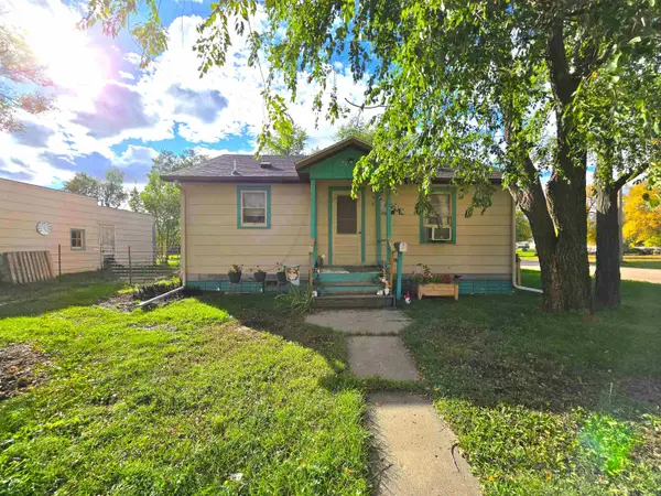 501 E 2nd Avenue, Lemmon, SD 57638
