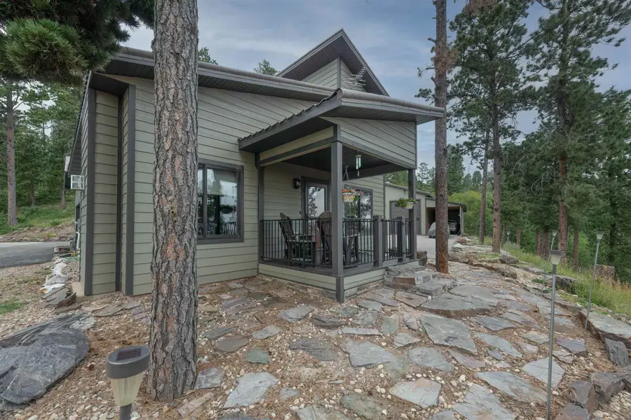 102 Heritage Ave, Lead, SD 57754 - Image #3