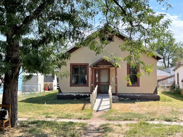 505 4th Avenue, Edgemont, SD 57735