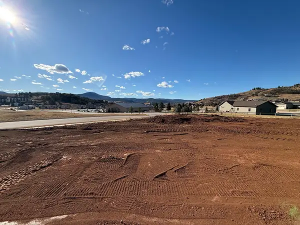 2664 Sweetclover Ct, Spearfish, SD 57783