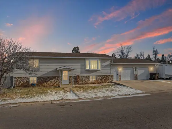 1219 Harmony Circle, Spearfish, SD 57783