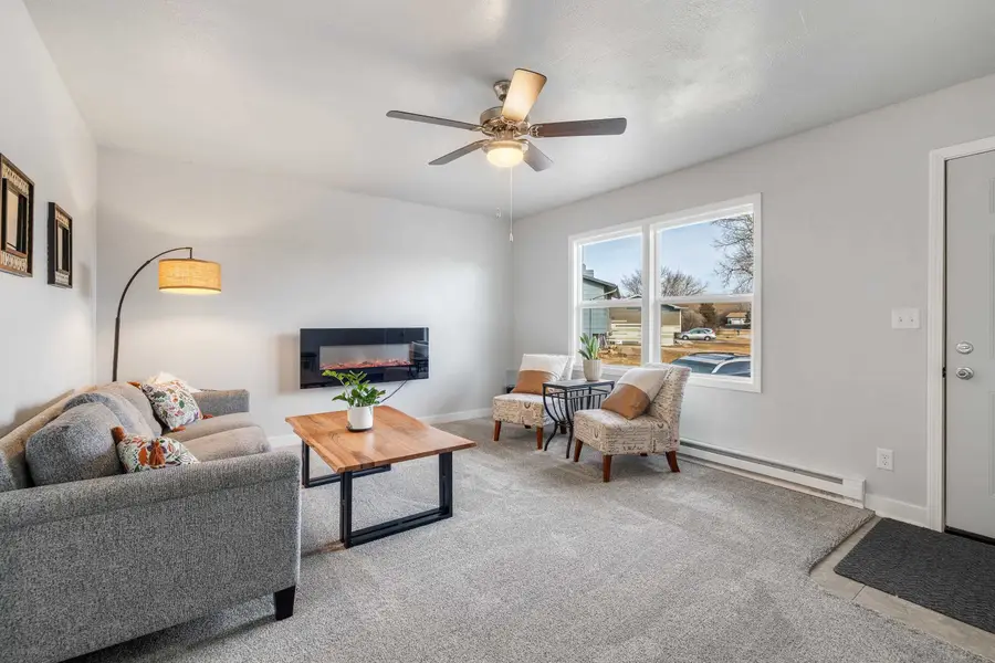 611 Hummingbird Cir, Box Elder, SD 57719 - Image #3