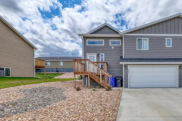 4507 Misty Woods Lane, Rapid City, SD 57701