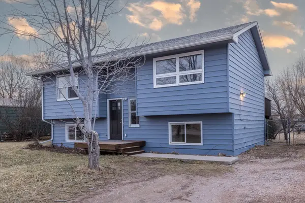 521 Bluebird Drive, Box Elder, SD 57719