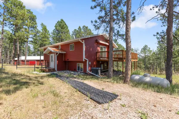 13656 Lost Cave Road, Keystone, SD 57751