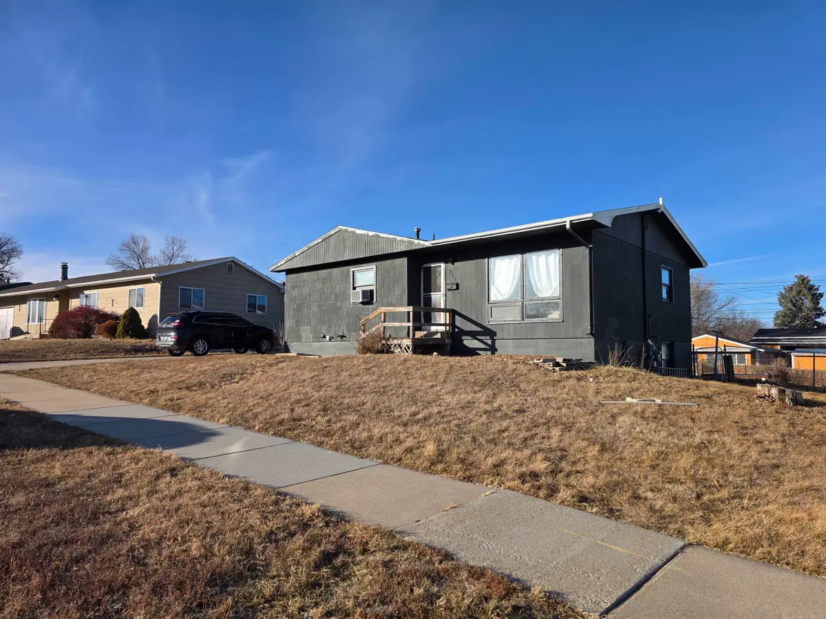 418 E College Avenue, Rapid City, SD 57701 - #1