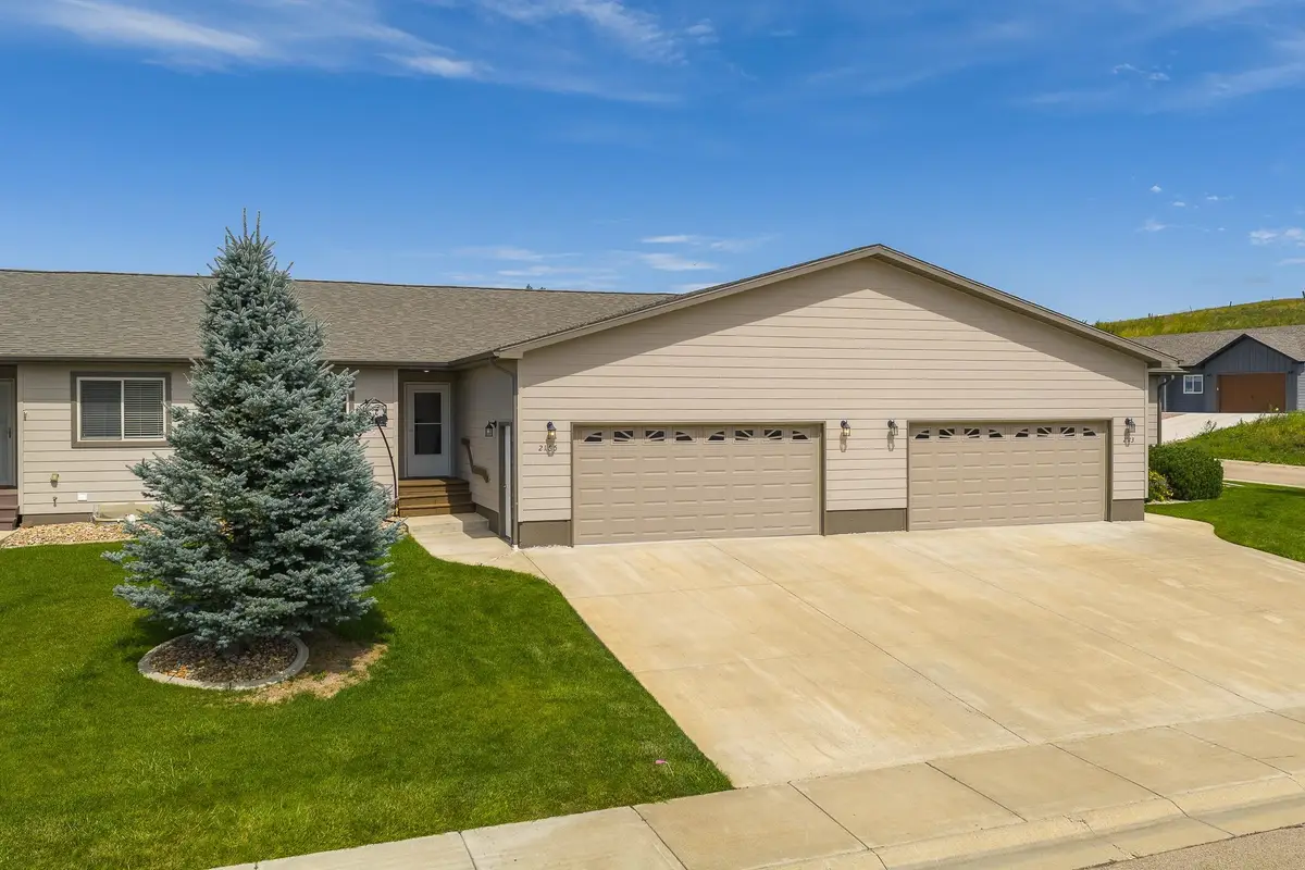 2165 Conifer Loop, Belle Fourche, SD 57717 - #1