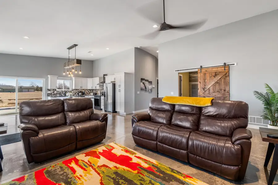 28280 Boaters Blvd, Hot Springs, SD 57747 - #3