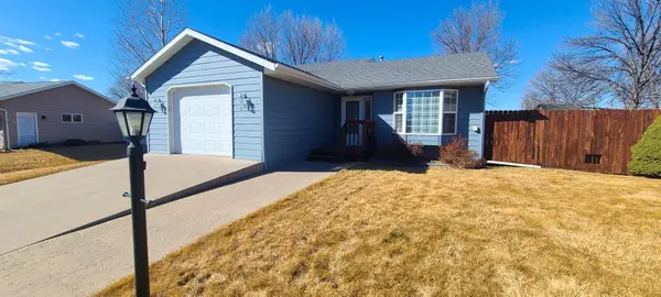 2017 Meadow Lane, Rapid City, SD 57703