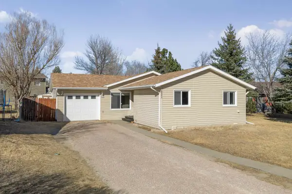 5520 S Pitch Court, Rapid City, SD 57703