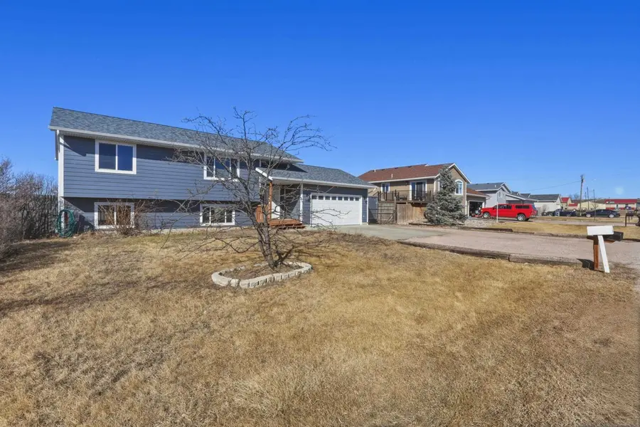 113 Janklow Avenue, New Underwood, SD 57761 - #3