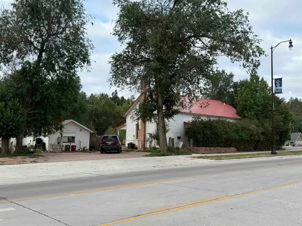 410 & 406 S Chicago Street, Hot Springs, SD 57747