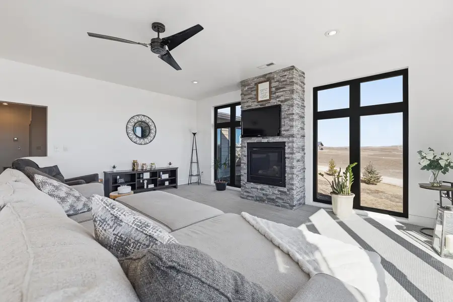 8106 Kimberwick Rd, Rapid City, SD 57703 - #2