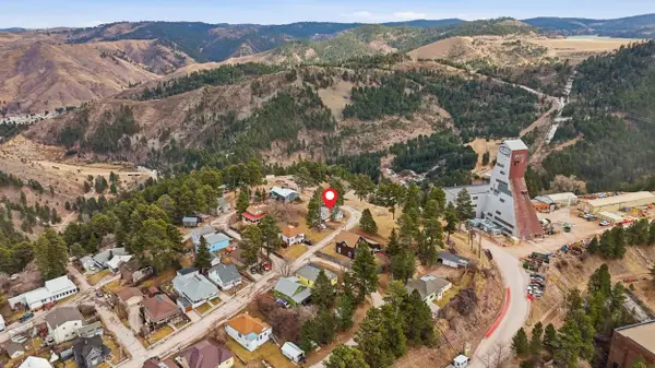 726 Sawyer St, Lead, SD 57754