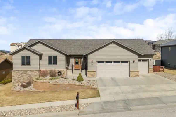 2920 Sourdough Road, Rapid City, SD 57702