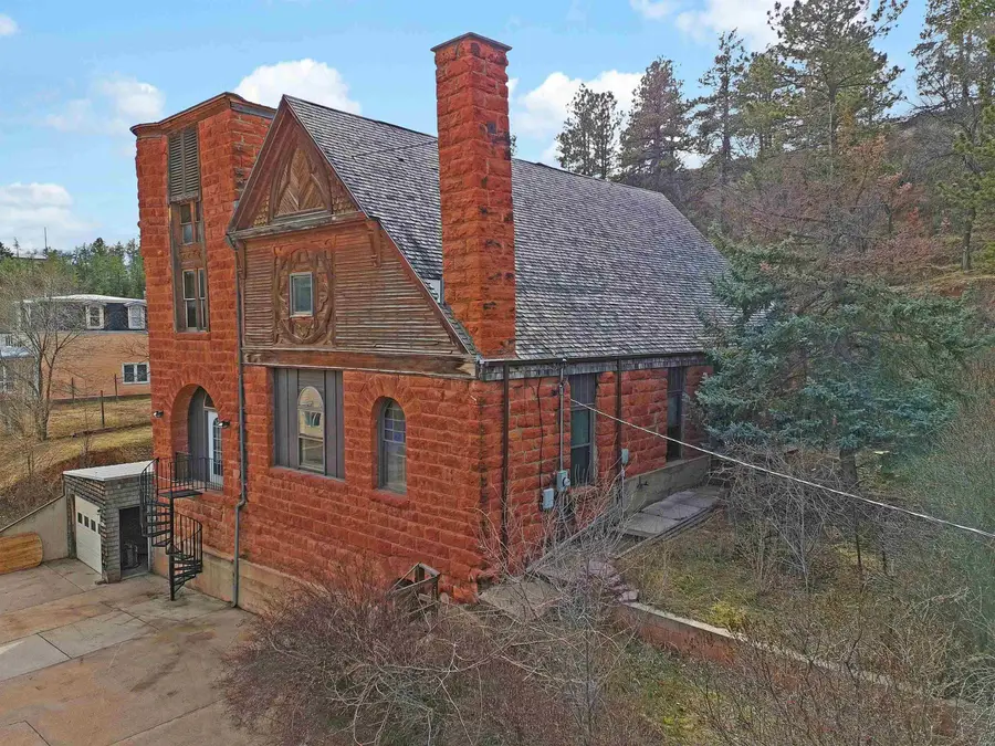 645 Happy Hollow Street, Hot Springs, SD 57747 - #2