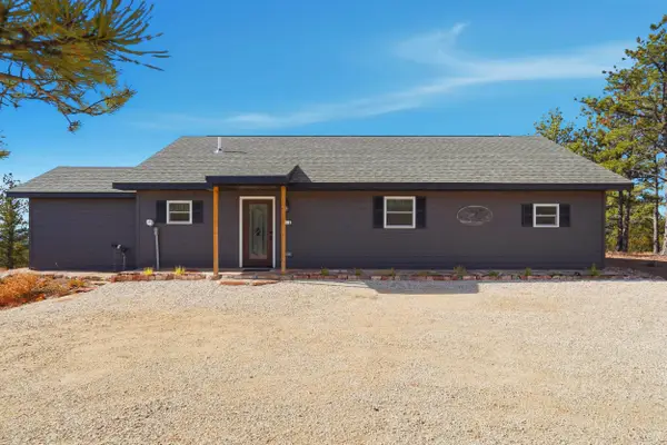 11405 Hawkwright Road, Custer, SD 57730