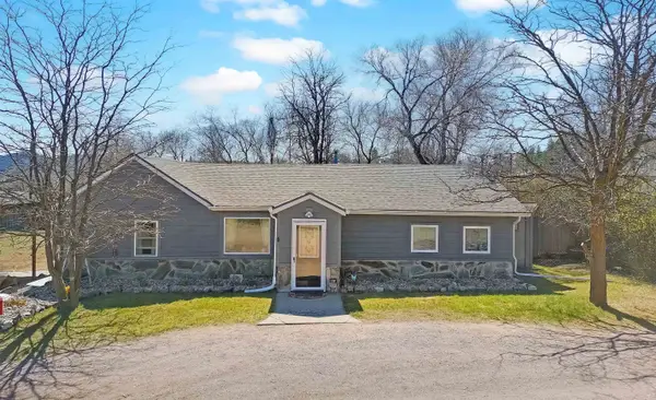 2329 Ely Avenue, Hot Springs, SD 57747