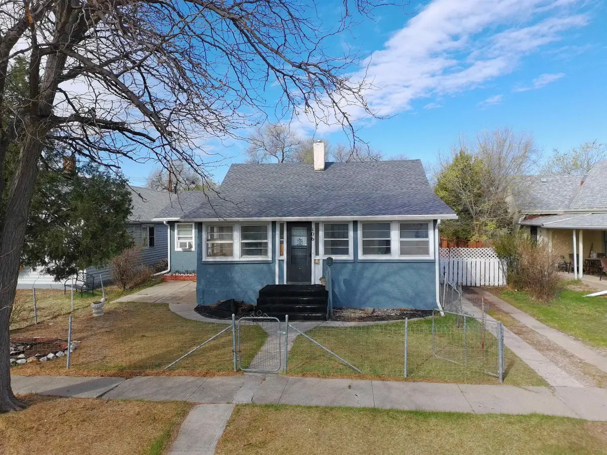 106 S 18th Street, Hot Springs, SD 57747 - #1