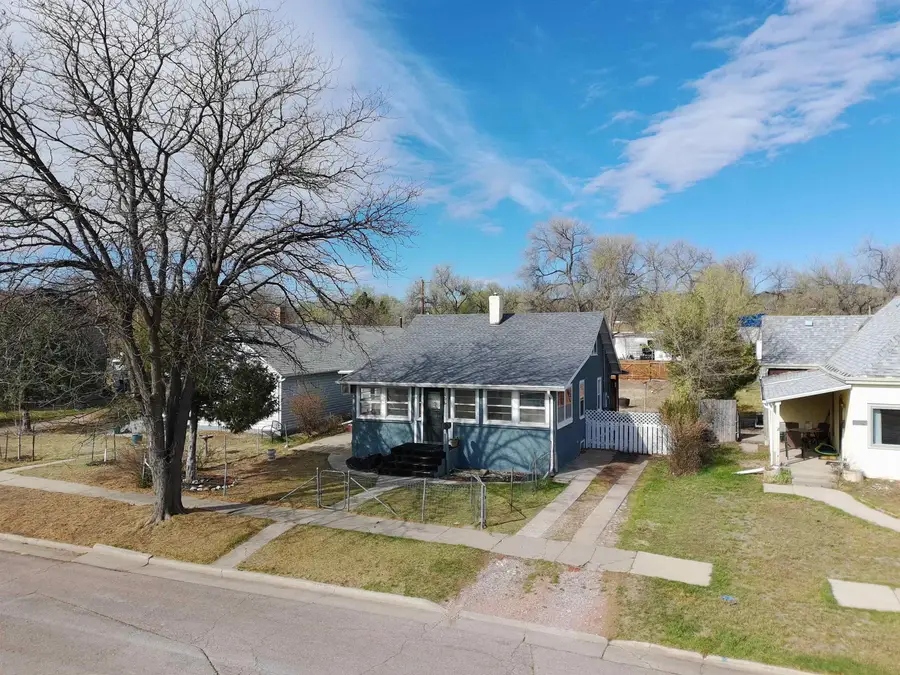 106 S 18th Street, Hot Springs, SD 57747 - #3