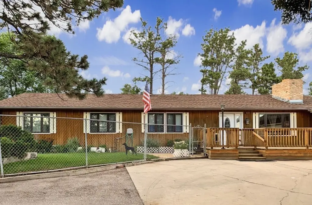 911 Elm Street, Hot Springs, SD 57747 - #1